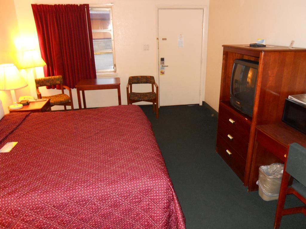 Best Budget Inn Tell City Phòng bức ảnh